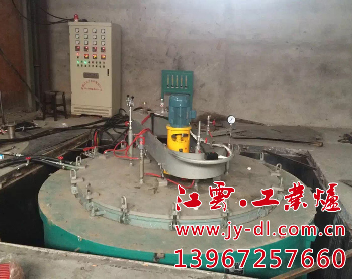 Large gas nitriding furnace